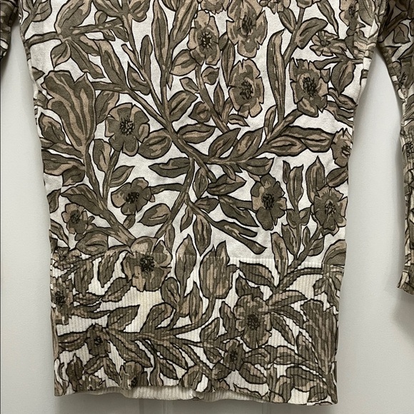 Charlotte V Neck Gem Button Down Neutral Floral Cardigan - Size Small - Picture 13 of 14